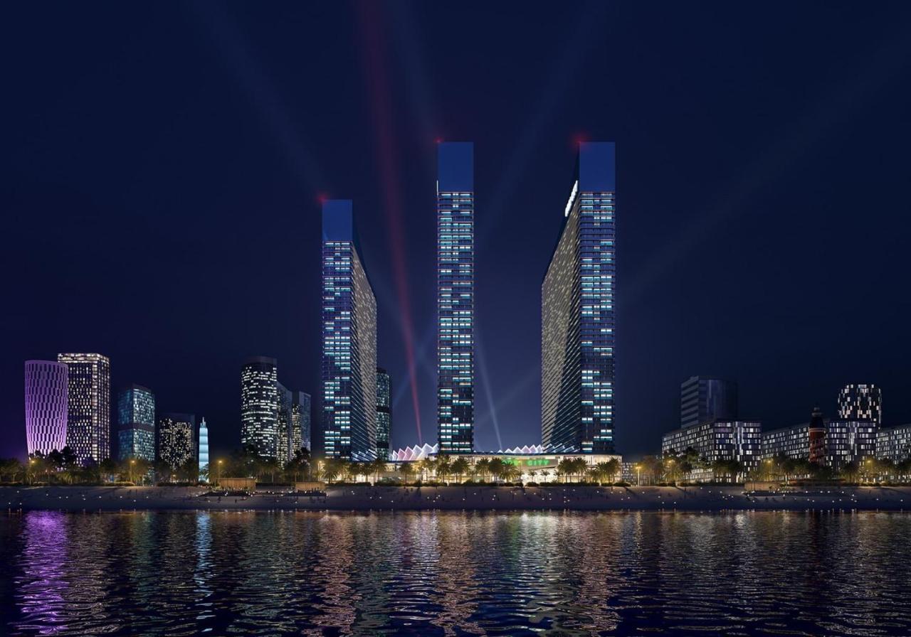 Batumi Aparthotel Orbi Twin Skyscraper Bagian luar foto